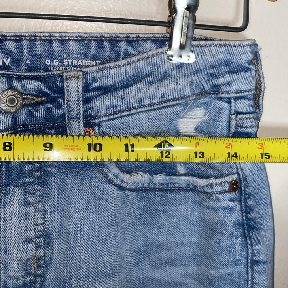 🛍️Like new OG Straight high-rise size 4 light wash jeans! - Picture 6 of 9